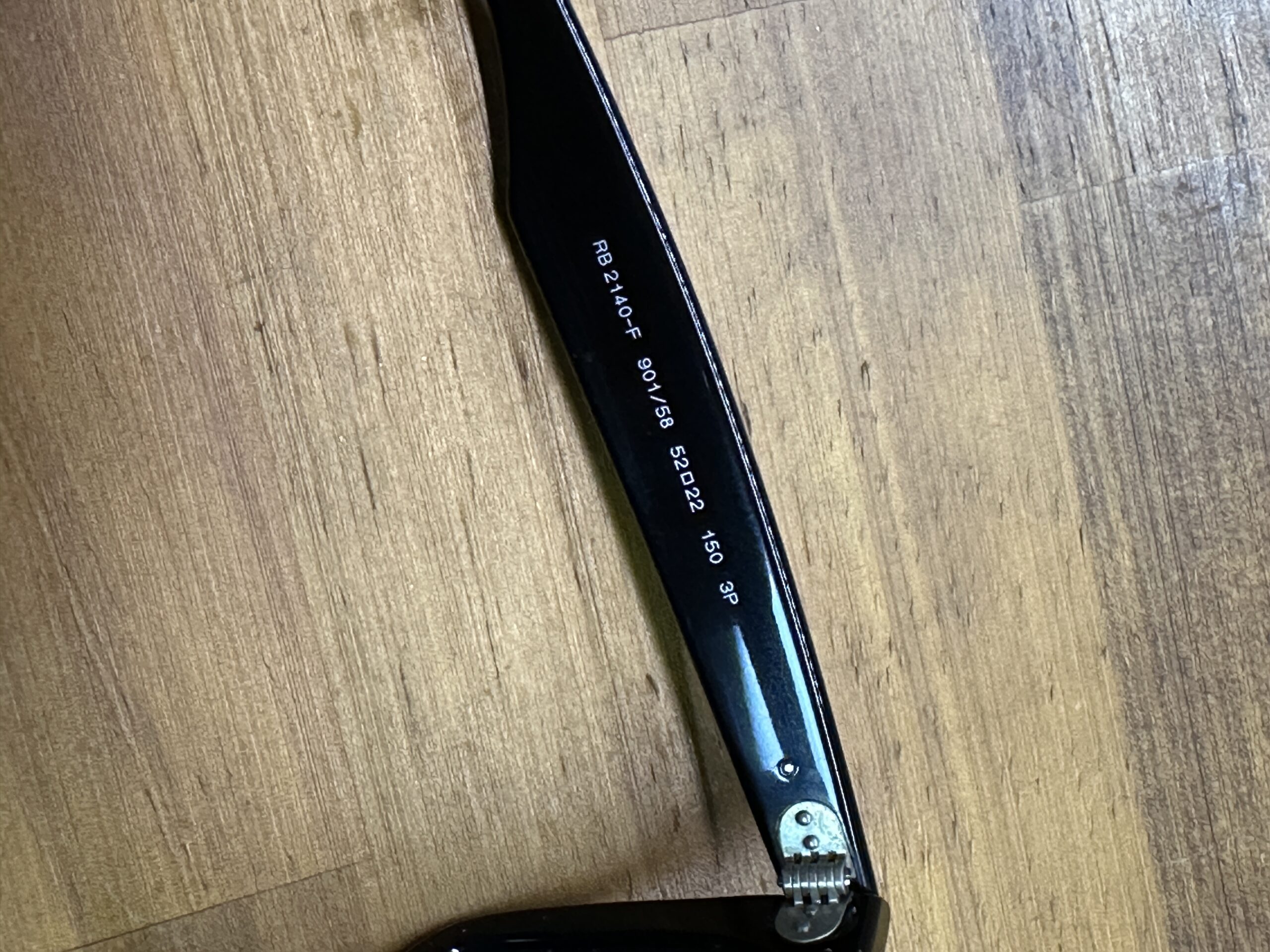 今回のウェイファーラーの刻印 RB 2140-F 901/58 52□22 150 3P